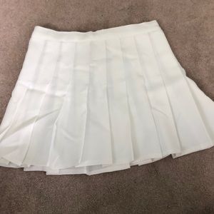 WHITE CHEER SKIRT